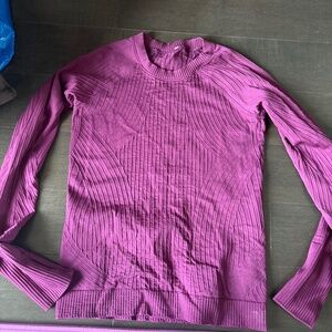 Lululemon runner top